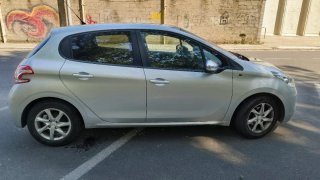 Peugeot 208 2015