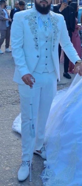 Traje de Novio Blanco y Plateado