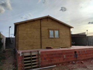 Casa de madera prefabricada 60 M2. 2dormitorios