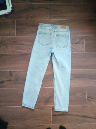 Pantalón vaquero claro Stradivarius