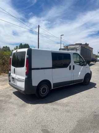 Opel Vivaro 2005