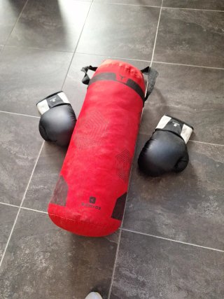Saco boxeo y guantes Decathlon Infantil