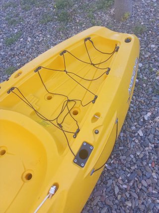 Kayak amarillo FeelFree