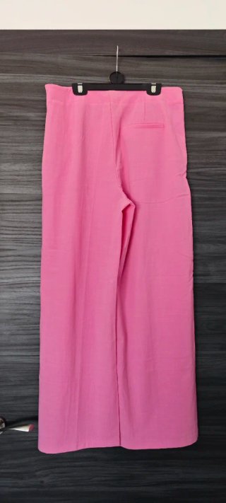 Conjunto top y pantalón  rosa talla M