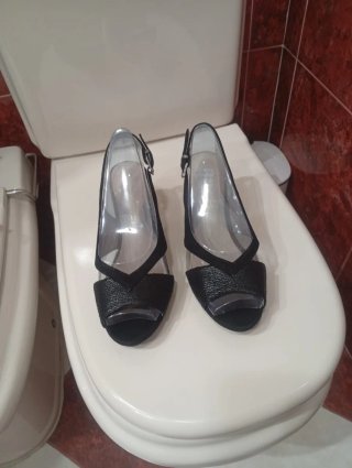 Zapatos de tacón negros