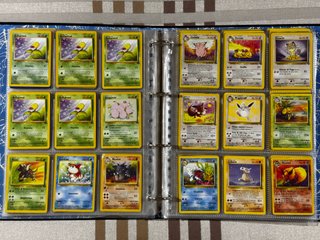 Lotto 300 carte Pokemon vecchie (base, rocket, fos