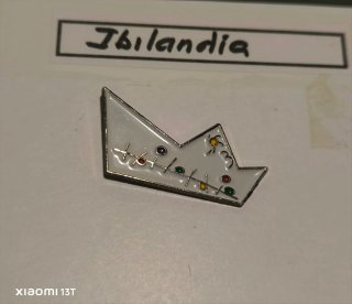 Pin Ibilandia corona blanca