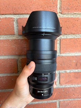 NIKON 24-70mm f/2.8 S