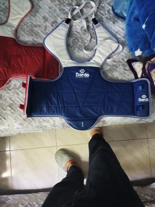 Equipo Taekwondo Dae Do: Protecciones y Casco