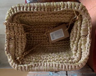 Bolso Clutch Crochet Beige y Dorado
