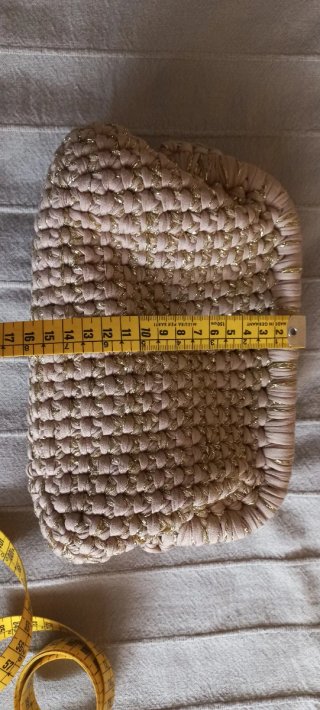Bolso Clutch Crochet Beige y Dorado