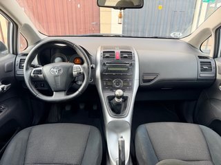 Toyota Auris 2010