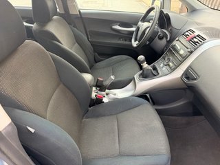 Toyota Auris 2010
