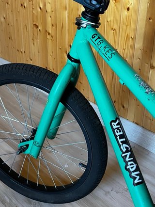 Bicicleta BMX verde