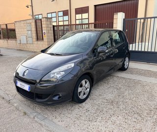 Renault Scenic 2012