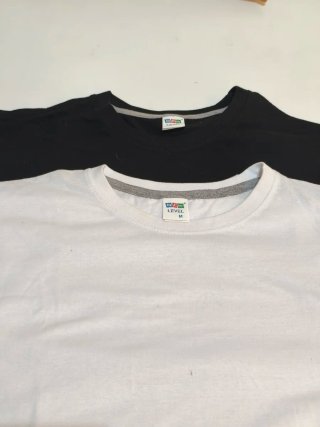 Lote 200 Camisetas Lisas Negras y Blancas Marca LE