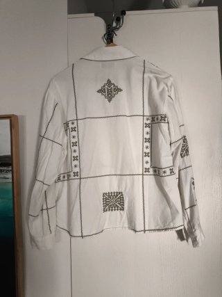 Camisa Bershka bordada Talla M