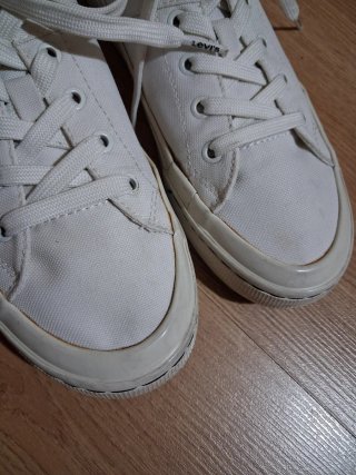 Zapatillas Levi's Blancas