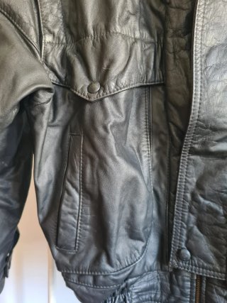 Chaqueta bomber vintage cuero auténtico negra M/L