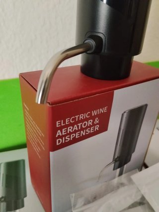 Lote 31 Dispensadores/Aireadores Vino Eléctricos