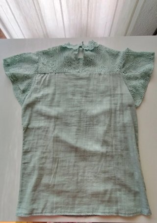 Blusa de encaje verde mujer.