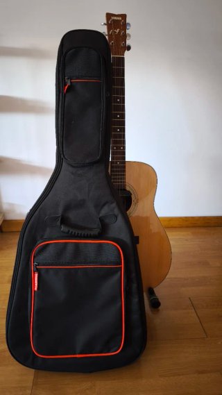 Guitarra Acústica Yamaha F370