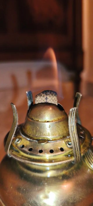 Lampada a petrolio ottone anni '60