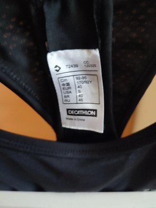 Camiseta deportiva tirantes Domyos negra