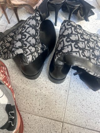 Botas Christian Dior con monograma