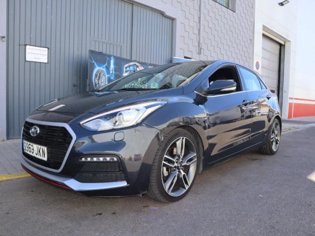 Hyundai i30 2016