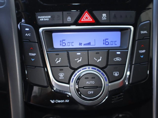 Hyundai i30 2016