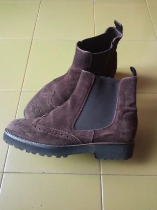 Gucci Sneakers Alte e Stivaletti Donna