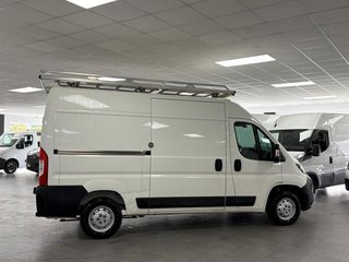 Peugeot Boxer 2.2 BlueHDi L2H2 Premium S&S  Premium S&S con Navegación
