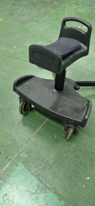 Patinete universal para carrito de bebé