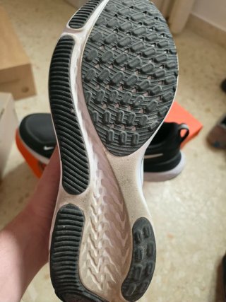 Tenis Nike Miler React Negro Blanco