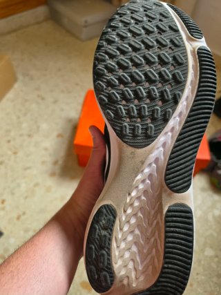 Tenis Nike Miler React Negro Blanco
