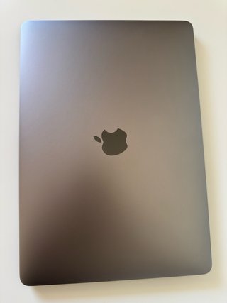 MacBook Pro 13” 2019 Gris espacial