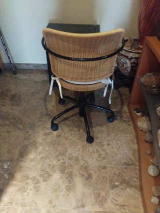 Silla de escritorio mimbre y metal