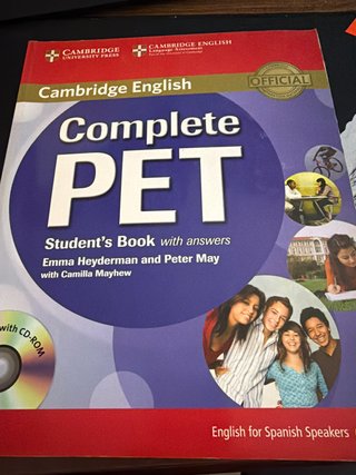 Complete PET for Spanish Speakers Student's Boo...