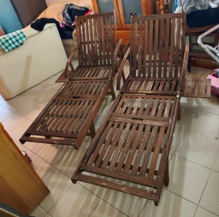 2 Tumbonas de madera reclinable con ruedas