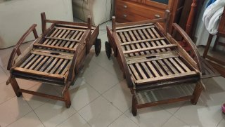 2 Tumbonas de madera reclinable con ruedas