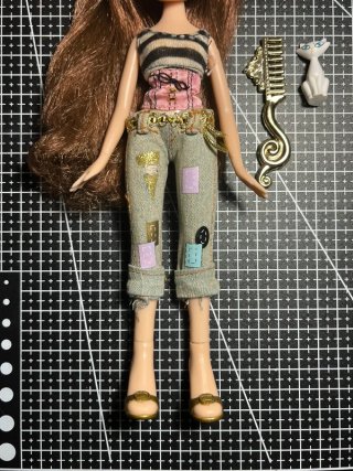 Bratz Pumpered Pupz: Charli