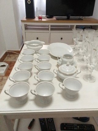 Juego café salsera fuente porcelana oro