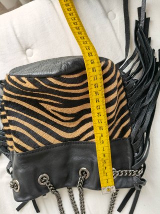 Bolso Piel Cebra Flecos Cadena