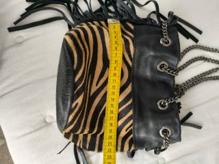 Bolso Piel Cebra Flecos Cadena