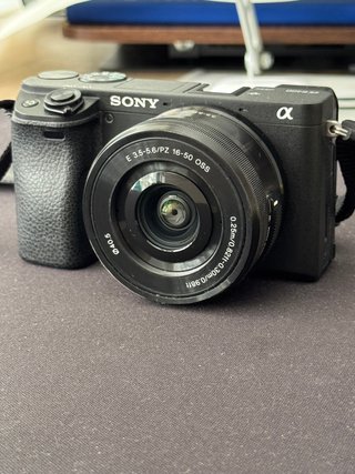 Sony a6400 + Objetivo 16-50mm | Estado Impecable