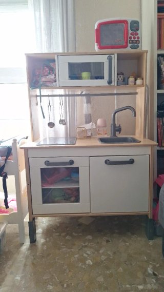 Cocinita de juguete