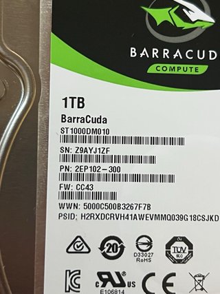 Disco Duro Seagate Barracuda 1TB HDD COMO NUEVO
