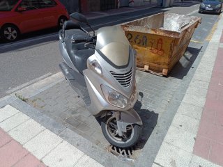 Daelim S2 125 gris/plata 2005