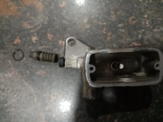 Bomba de embrague VFR 750